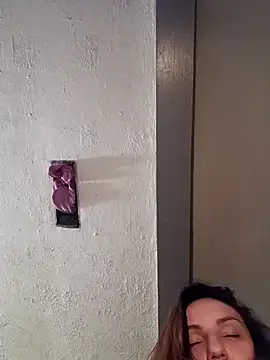 Snapshot of Summer_lovin69 chatting on 12/05/24, 12:22 Summer lovin69 online show from 12/05/24, 12:22