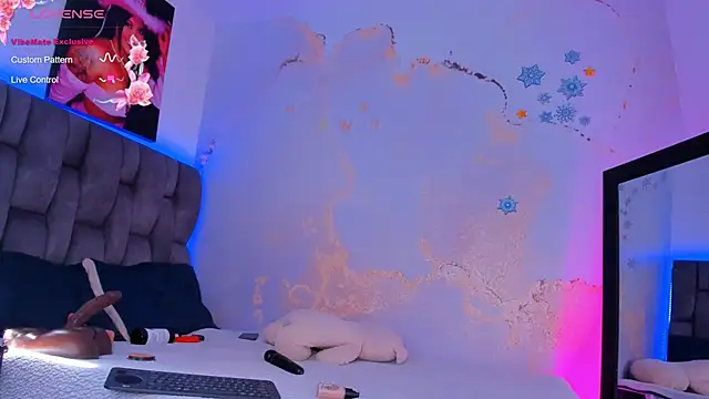 camilawhite   online show from 01/14/25, 05:45