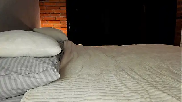 Snapshot of Rachel_Rey chatting on 02/03/26, 06:57 Rachel Rey online show from 02/03/26, 06:57