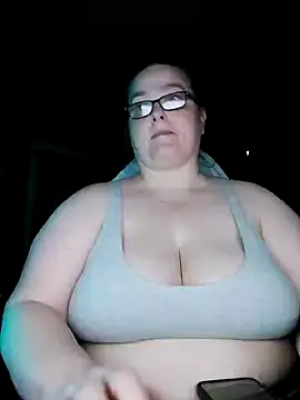 Snapshot of SexyWhiteChocolate chatting on 12/05/24, 05:15 SexyWhiteChocolate online show from 12/05/24, 05:15