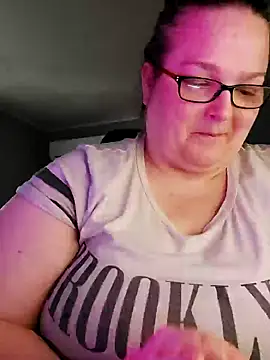 Snapshot of SexyWhiteChocolate chatting on 03/19/25, 10:42 SexyWhiteChocolate online show from 03/19/25, 10:42