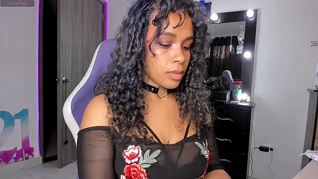 Snapshot of Lips_SaraSofia2 chatting on 03/19/25, 08:22 Lips SaraSofia2 online show from 03/19/25, 08:22