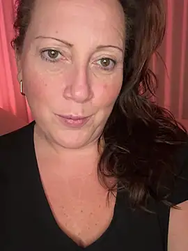 Snapshot of xsexycurvymilf chatting on 01/20/25, 02:57 xsexycurvymilf online show from 01/20/25, 02:57