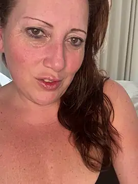 xsexycurvymilf online show from 03/19/25, 02:57