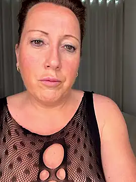 xsexycurvymilf online show from 03/23/26, 03:05