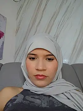 hanaa 18 online show from 04/24/26, 09:39