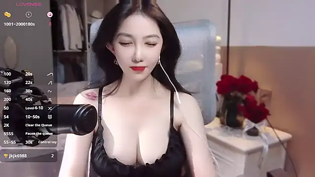 Snapshot of vyizh- chatting on 01/03/25, 06:11 vyizh- online show from 01/03/25, 06:11