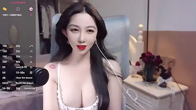 Snapshot of vyizh- chatting on 01/09/25, 05:23 vyizh- online show from 01/09/25, 05:23