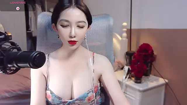 Snapshot of vyizh- chatting on 01/12/25, 01:48 vyizh- online show from 01/12/25, 01:48