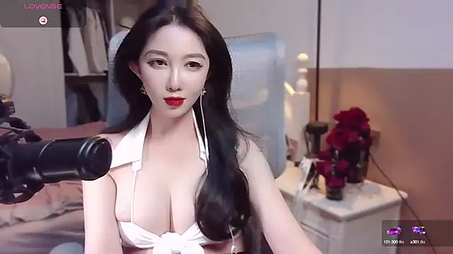 Snapshot of vyizh- chatting on 01/14/25, 04:40 vyizh- online show from 01/14/25, 04:40