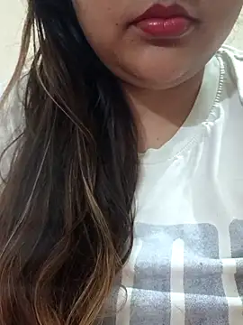 Snapshot of _Redwine_ chatting on 02/16/25, 07:05 Redwine online show from 02/16/25, 07:05