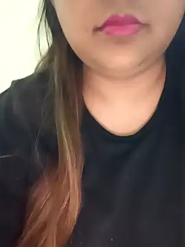 Snapshot of _Redwine_ chatting on 03/21/25, 05:12 Redwine online show from 03/21/25, 05:12