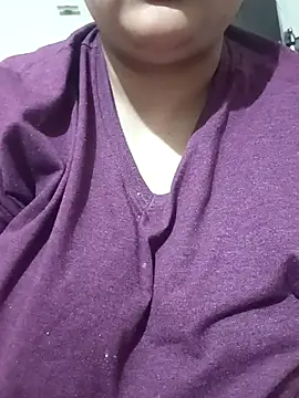 Snapshot of _Redwine_ chatting on 11/05/25, 09:20 Redwine online show from 11/05/25, 09:20