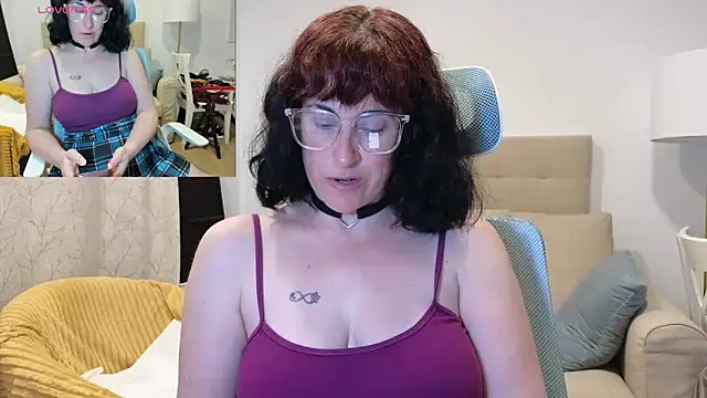 emmita69  online show from 03/18/26, 11:19