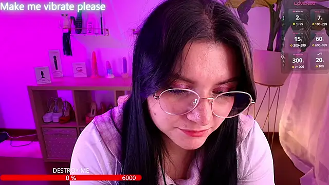 Snapshot of catha_cat chatting on 11/12/25, 06:30 catha cat online show from 11/12/25, 06:30