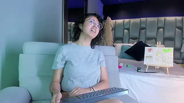 Amareto  online show from 02/15/25, 02:11