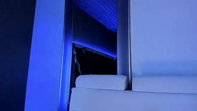 Amareto  online show from 09/15/25, 01:55