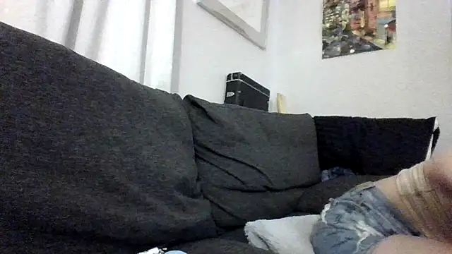 linsnextdoor26 online show from 10/11/25, 12:47