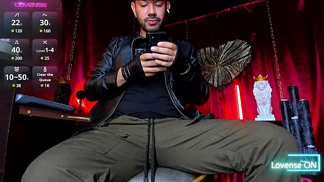 LatinMilk  online show from 12/06/24, 04:36