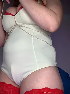 Nayafreaky online show from 04/19/26, 06:10