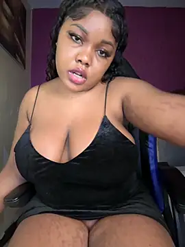 SSEXYBUBBLEBUTT101 online show from 12/02/25, 08:19
