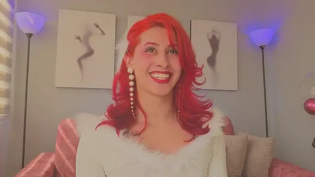 Juliana Saenzz online show from 12/17/25, 06:36