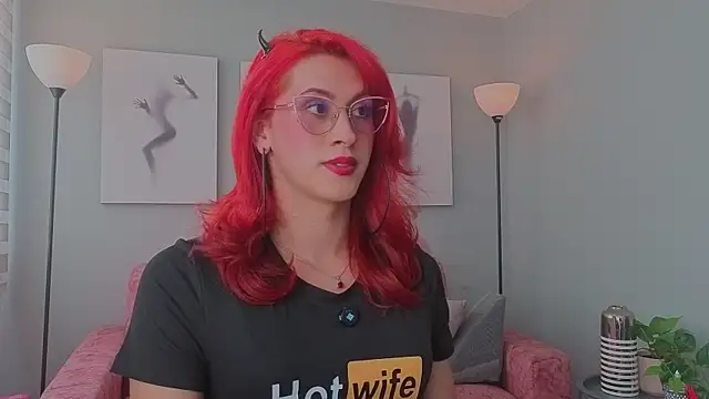 Juliana Saenzz online show from 02/20/26, 09:04