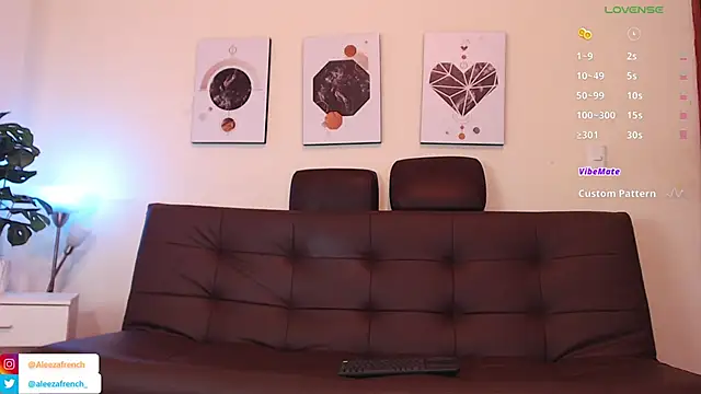 AleezaFrench online show from 12/17/24, 01:49