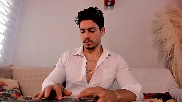 Snapshot of neo_dimou_ chatting on 09/18/25, 12:07 neo dimou online show from 09/18/25, 12:07