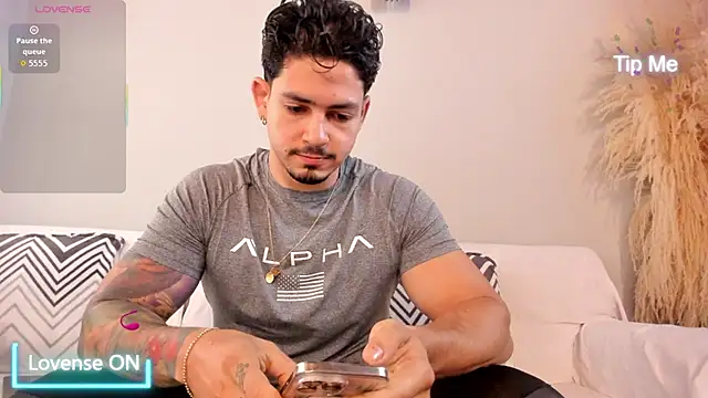 Snapshot of neo_dimou_ chatting on 10/28/25, 11:36 neo dimou online show from 10/28/25, 11:36