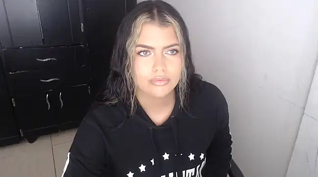 sweetkitty 16 online show from 03/04/25, 07:32