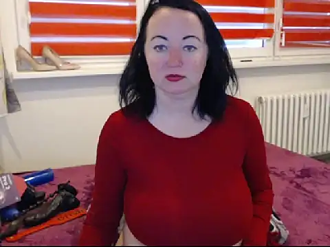 Alexie33 online show from 02/11/25, 10:59