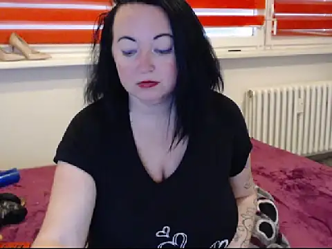 Alexie33 online show from 02/11/25, 02:02