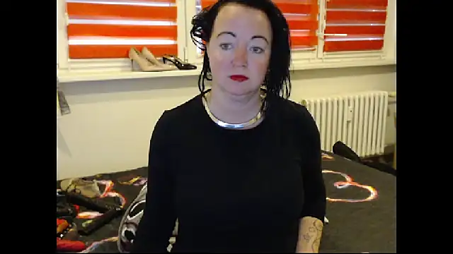 Alexie33 online show from 11/08/25, 09:09