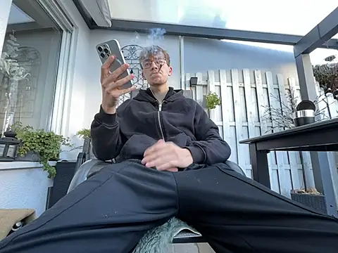 19yoSex online show from 11/04/25, 09:08