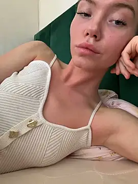 Lisaaa Alisa online show from 03/19/26, 09:02