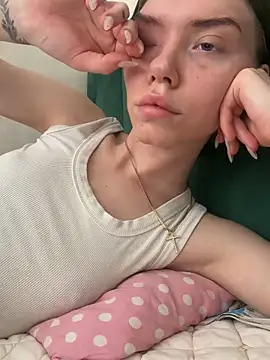 Lisaaa Alisa online show from 05/06/26, 07:02