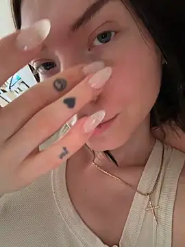 Lisaaa Alisa online show from 05/07/26, 11:26