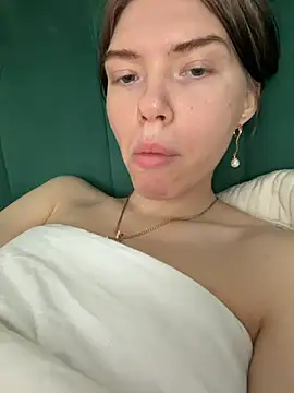 Lisaaa Alisa online show from 05/15/26, 08:43