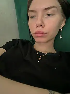 Lisaaa Alisa online show from 05/17/26, 09:28