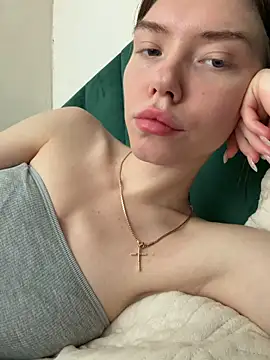 Lisaaa Alisa online show from 05/18/26, 04:18