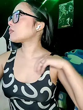 Janna mnt online show from 10/05/25, 02:10