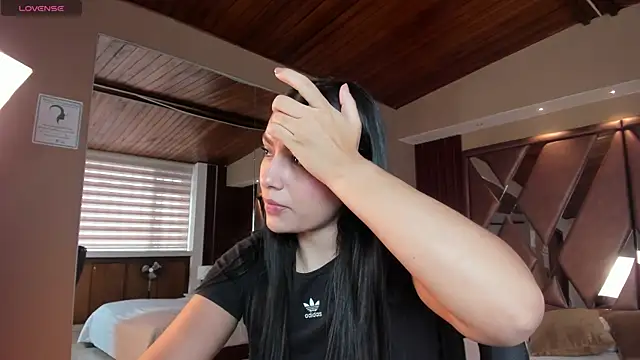 carina rossi online show from 09/12/25, 12:27