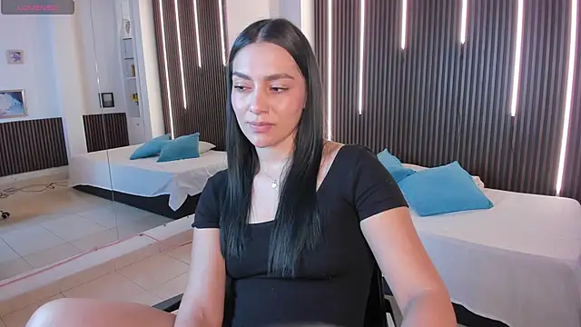 carina rossi online show from 09/18/25, 12:40