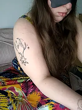 Snapshot of FrancaiseLynne chatting on 03/16/25, 02:55 FrancaiseLynne online show from 03/16/25, 02:55