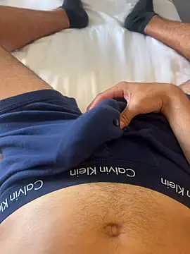 h0rnyguy001 online show from 02/10/26, 08:29