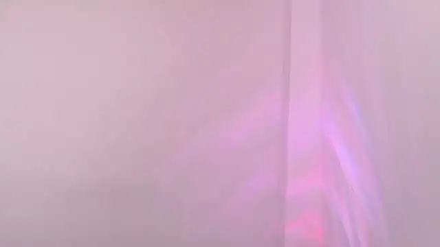 Snapshot of caarlywhitee chatting on 03/19/25, 02:37 caarlywhitee online show from 03/19/25, 02:37