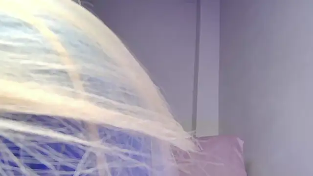 Snapshot of caarlywhitee chatting on 10/19/25, 01:50 caarlywhitee online show from 10/19/25, 01:50