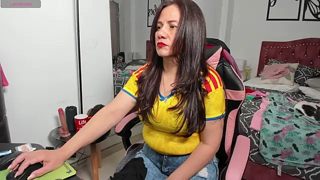 Snapshot of Marie_Mature chatting on 07/03/26, 06:58 Marie Mature online show from 07/03/26, 06:58