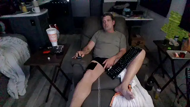 lateniter online show from 02/18/26, 06:31